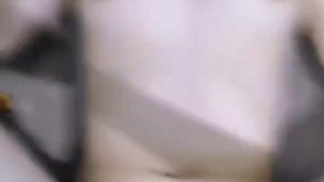 Jilbab Hitam Di Mobil