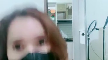 Caroline Cantik Nan Seksi Bugil Pamer Keindahan